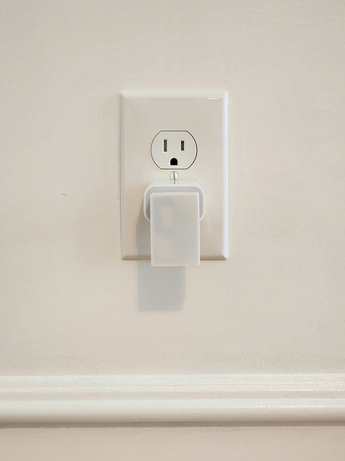 MTR-1 Male USB-C Wall Adapter