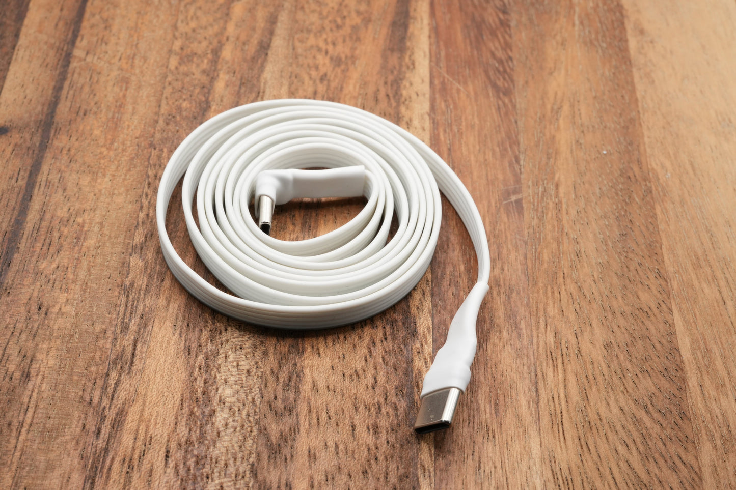BTN-1 low-profile 90-degree USB-C Cable