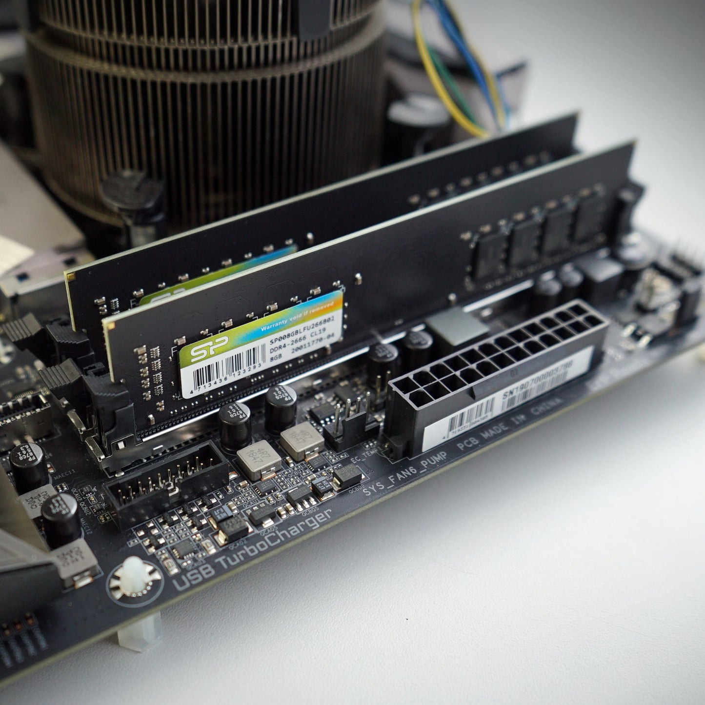 Silicon Power DDR4 3200MT/s (PC4-25600) 16GB Single Pack 1.2V Desktop Unbuffered DIMM