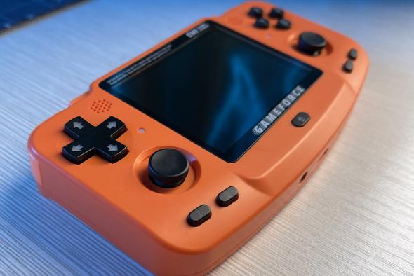 GameForce Retrogaming Handheld