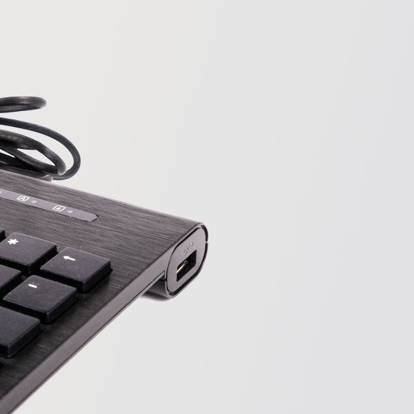 USB Keyboard with Dual USB Ports